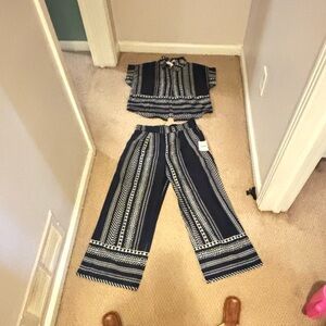 2 piece set perfect for the beach size medium